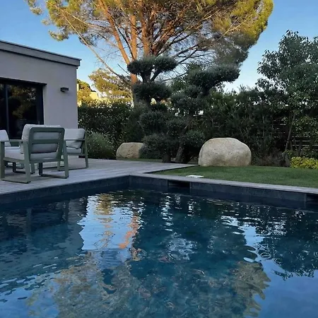 Villa With Heated Pool Zonza
